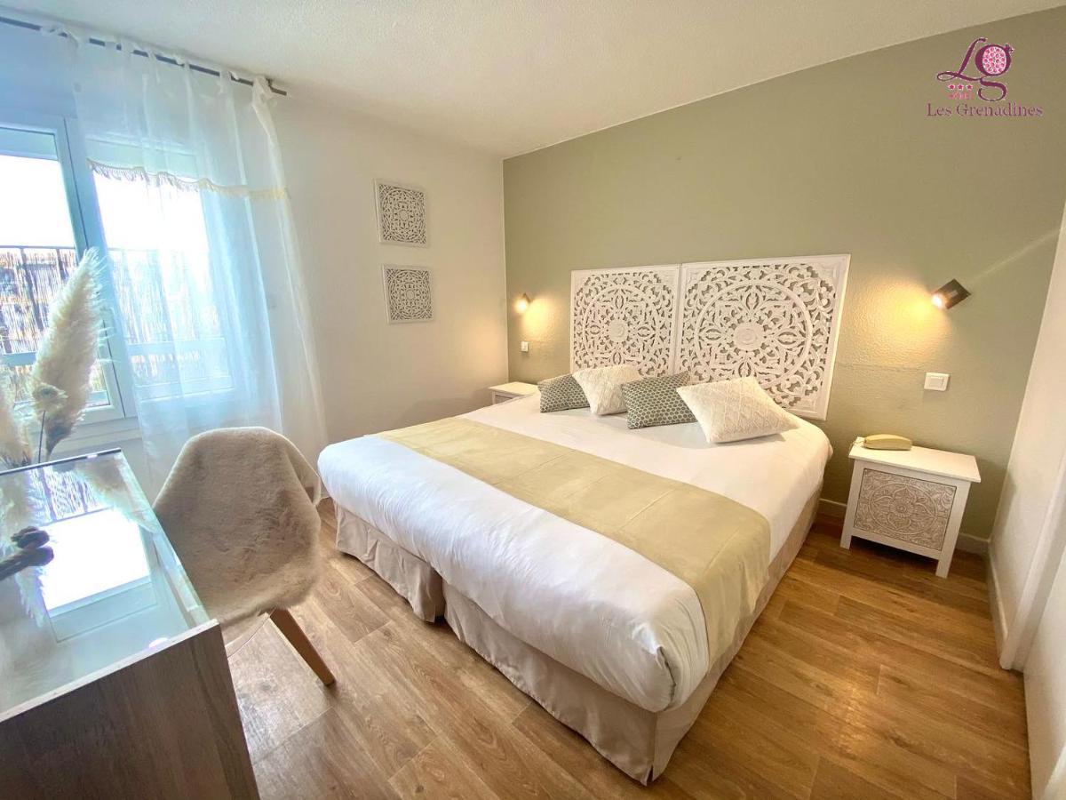 Hotel Les Grenadines 아그 외부 사진