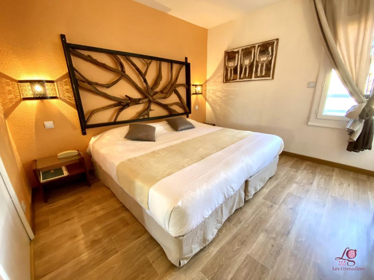Hotel Les Grenadines 아그 외부 사진