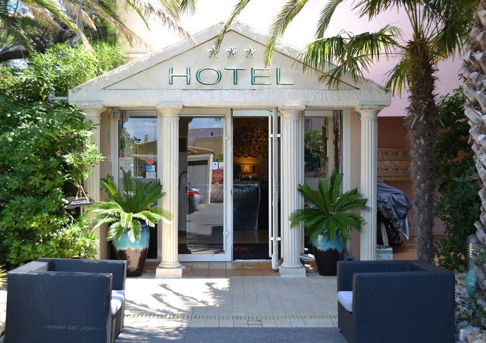 Hotel Les Grenadines 아그 외부 사진
