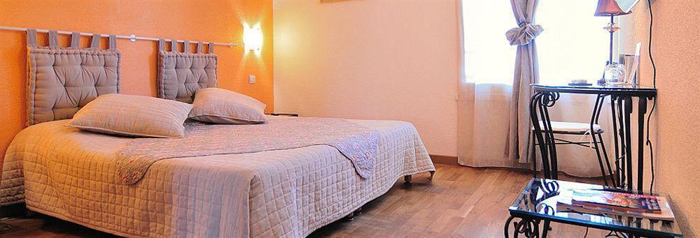 Hotel Les Grenadines 아그 외부 사진