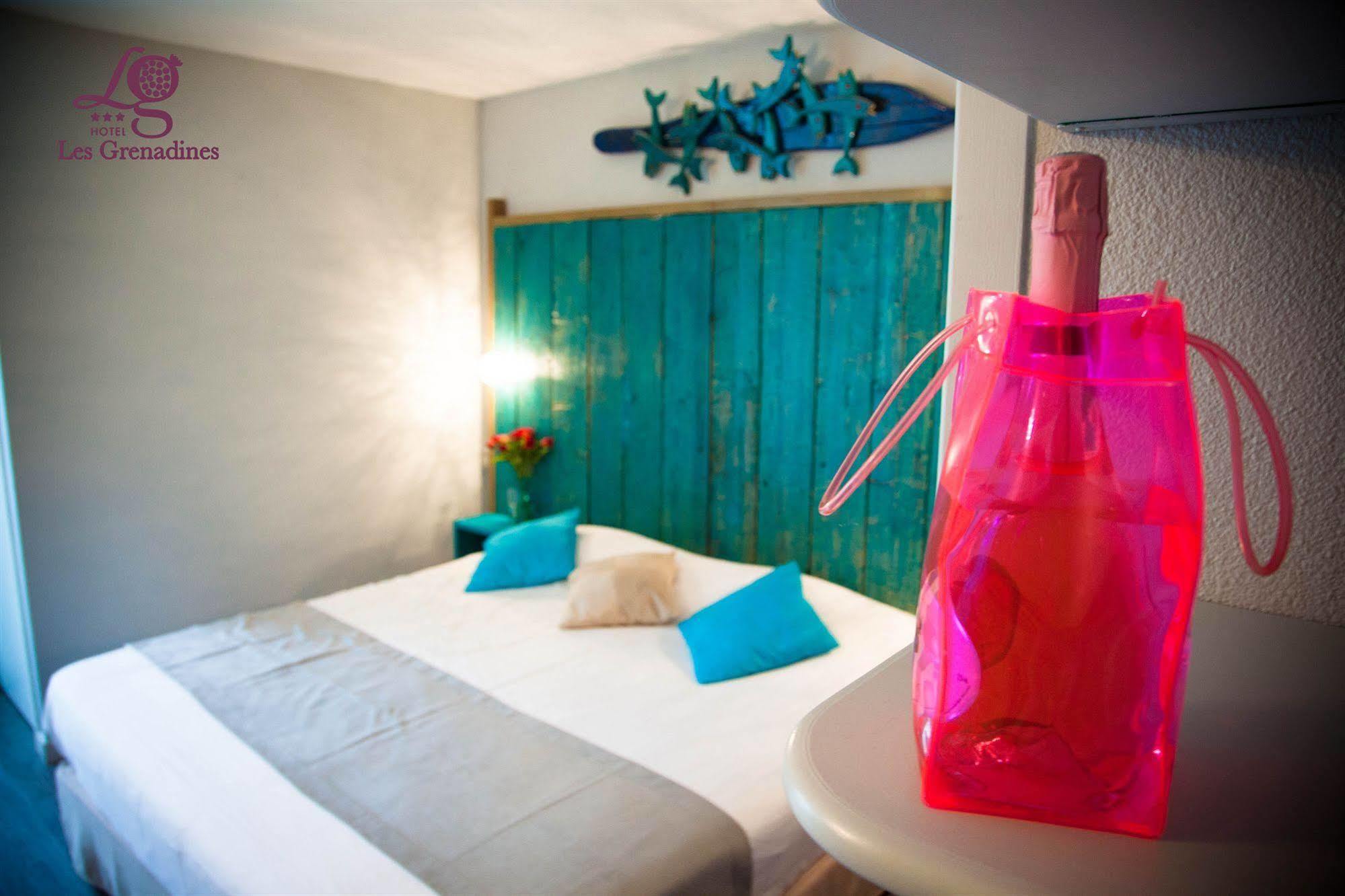 Hotel Les Grenadines 아그 외부 사진